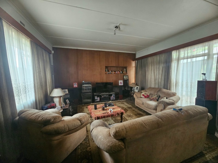 4 Bedroom Property for Sale in De Wetshof Gauteng