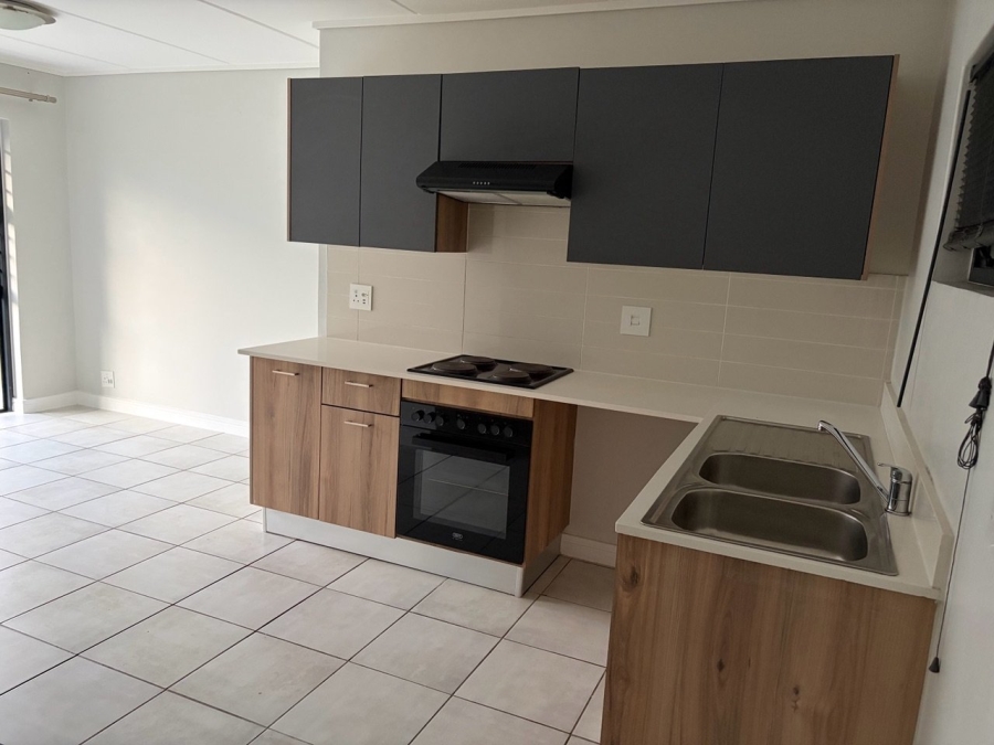 To Let 1 Bedroom Property for Rent in Alexandra Gauteng
