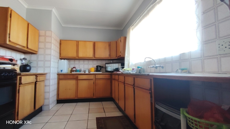 3 Bedroom Property for Sale in Three Rivers Proper Gauteng