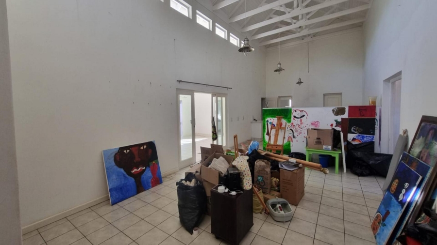 4 Bedroom Property for Sale in Waterkloof Gauteng