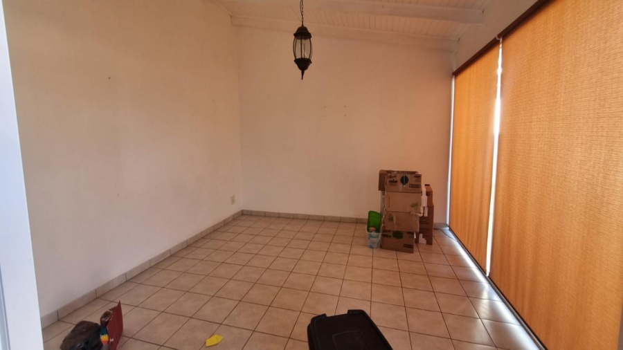 4 Bedroom Property for Sale in Waterkloof Gauteng