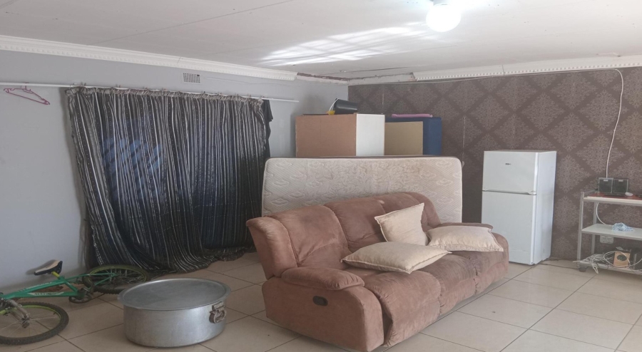  Bedroom Property for Sale in West Park Gauteng