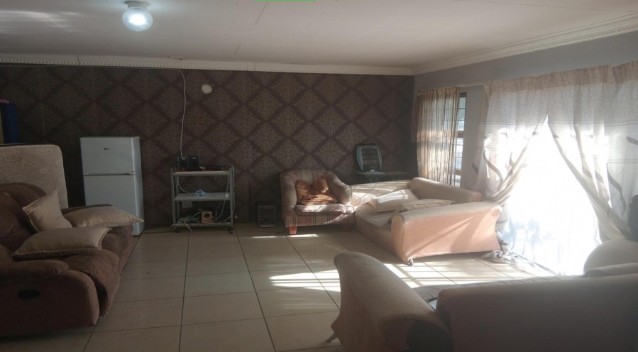  Bedroom Property for Sale in West Park Gauteng