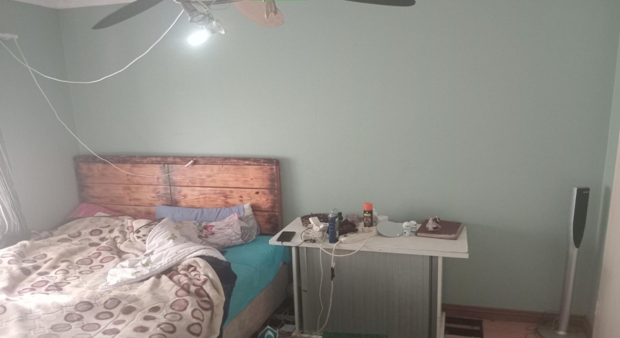  Bedroom Property for Sale in West Park Gauteng