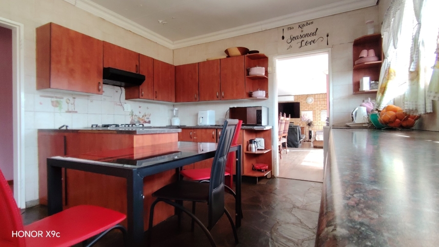 Commercial Property for Sale in Buyscelia Gauteng