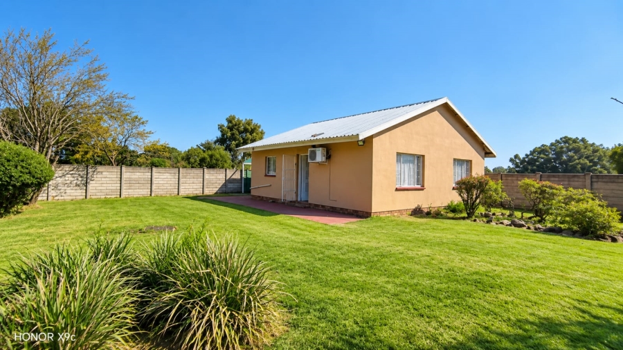 4 Bedroom Property for Sale in Buyscelia Gauteng