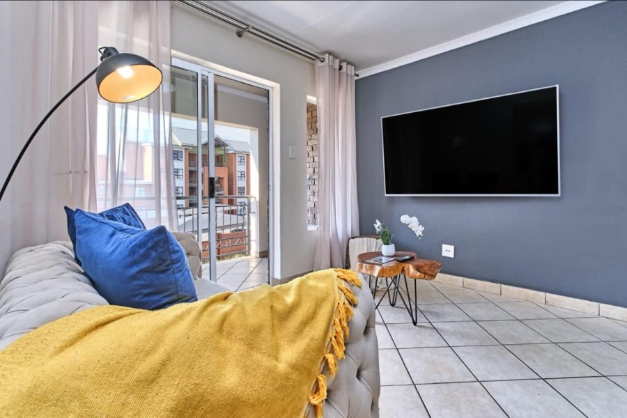 To Let 2 Bedroom Property for Rent in Vorna Valley Gauteng