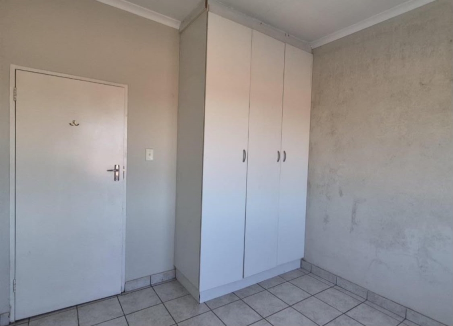 To Let 2 Bedroom Property for Rent in Kempton Park Central Gauteng
