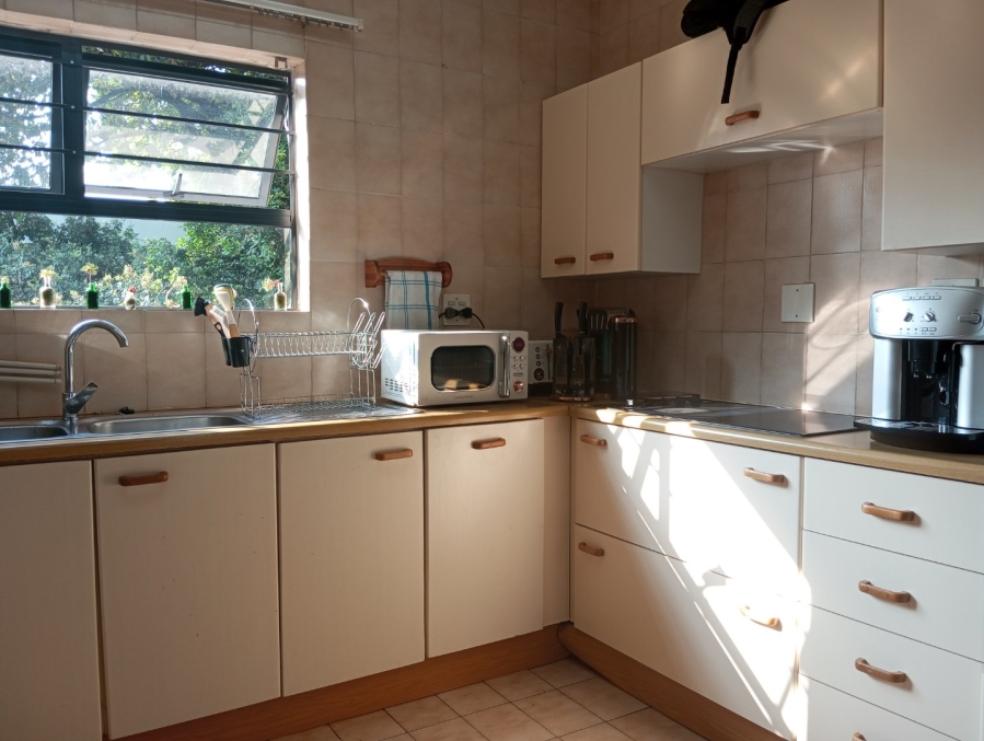 To Let 2 Bedroom Property for Rent in Victory Park Gauteng