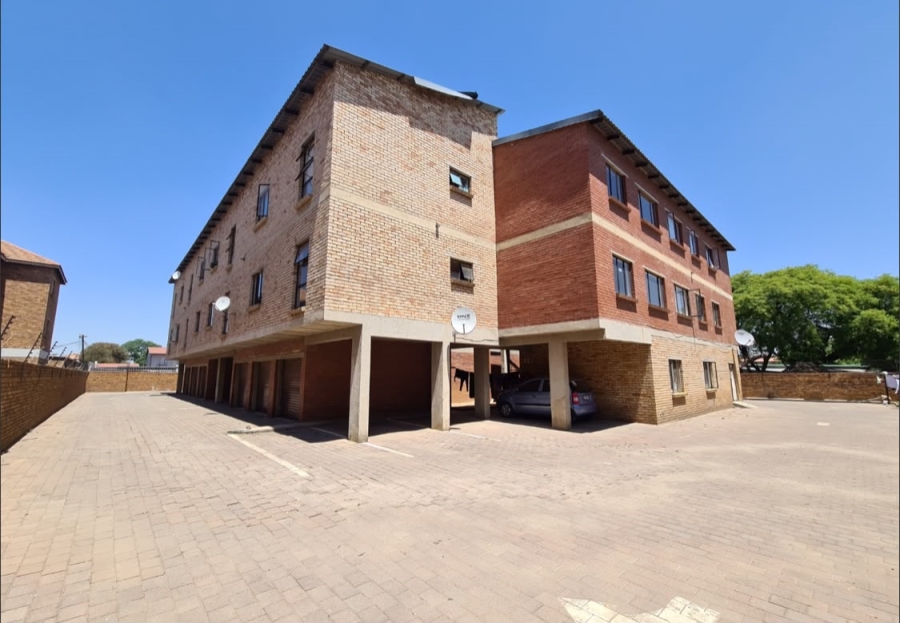 2 Bedroom Property for Sale in Kempton Park Central Gauteng
