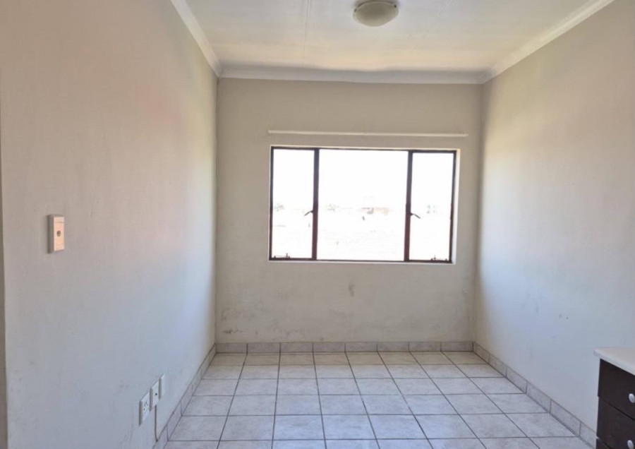 2 Bedroom Property for Sale in Kempton Park Central Gauteng