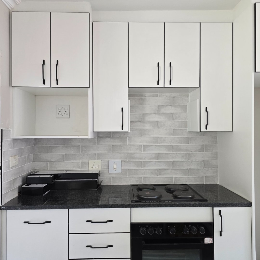 2 Bedroom Property for Sale in Garsfontein Gauteng