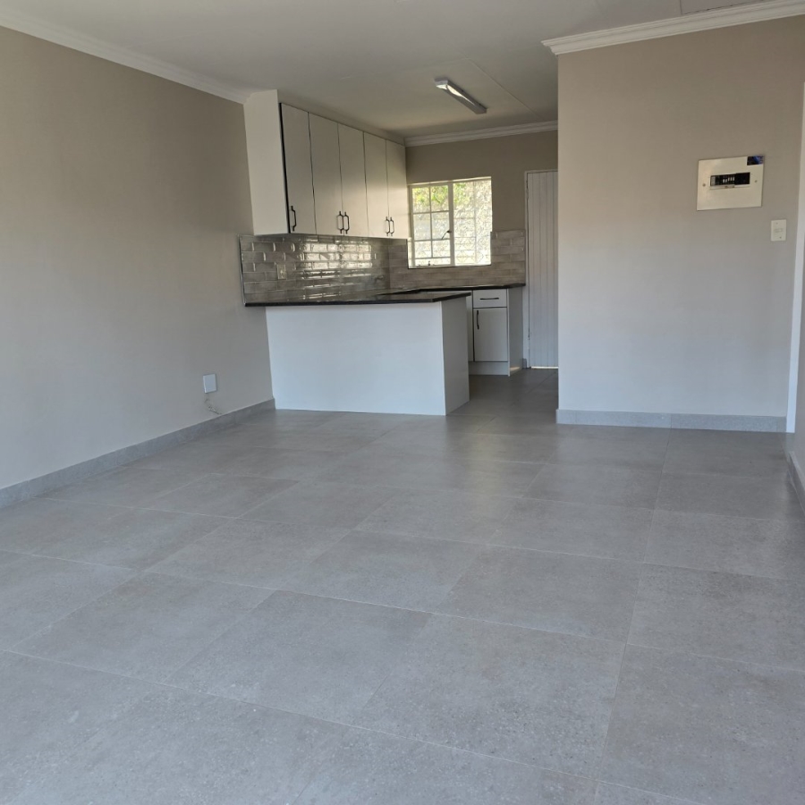 2 Bedroom Property for Sale in Garsfontein Gauteng