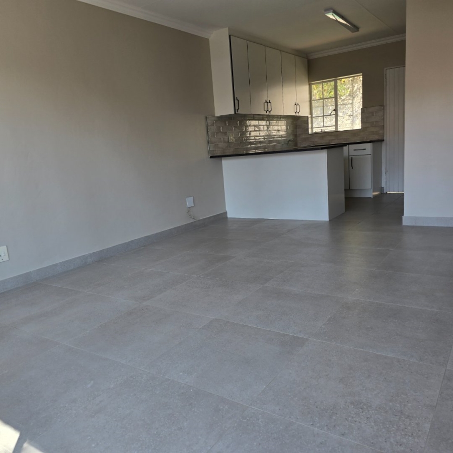 2 Bedroom Property for Sale in Garsfontein Gauteng
