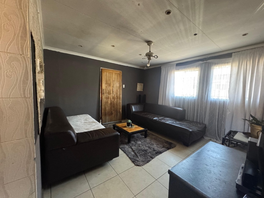3 Bedroom Property for Sale in Lotus Gardens Gauteng
