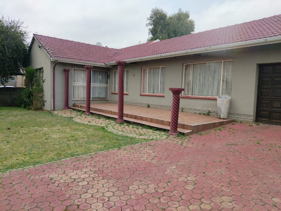 3 Bedroom Property for Sale in Mindalore Gauteng