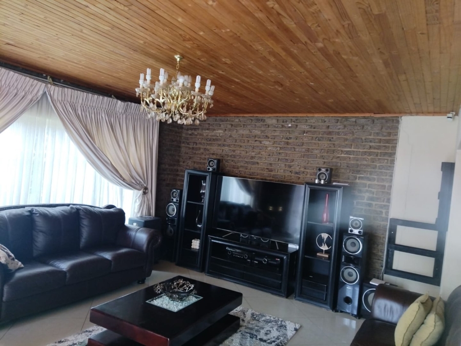 3 Bedroom Property for Sale in Mindalore Gauteng