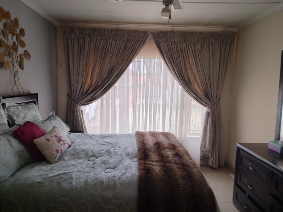 3 Bedroom Property for Sale in Mindalore Gauteng