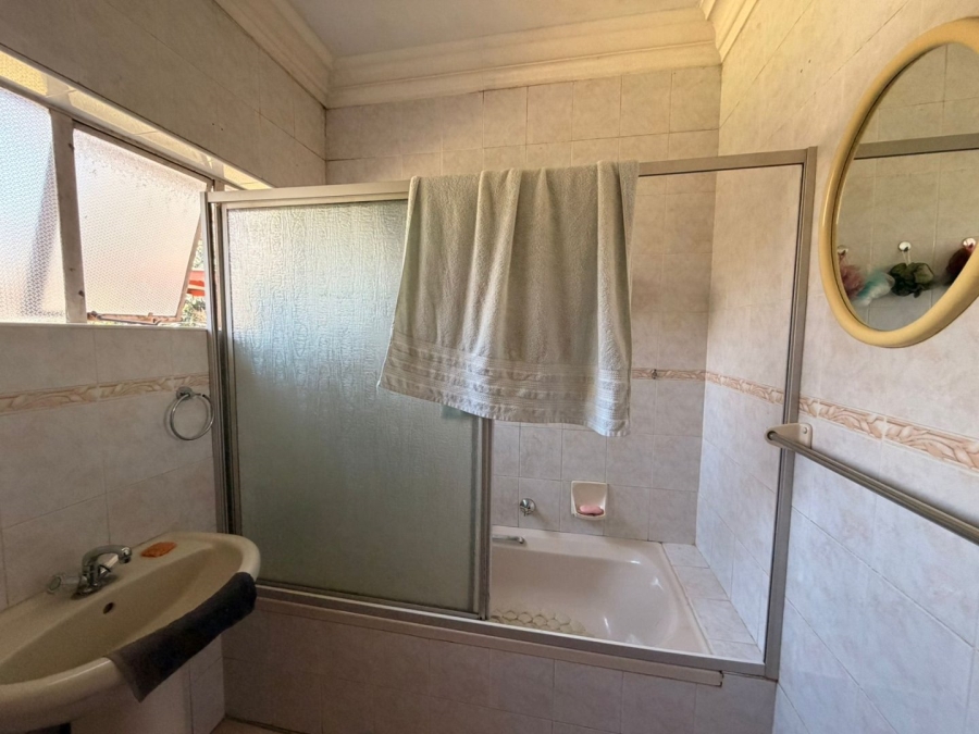 3 Bedroom Property for Sale in Selcourt Gauteng