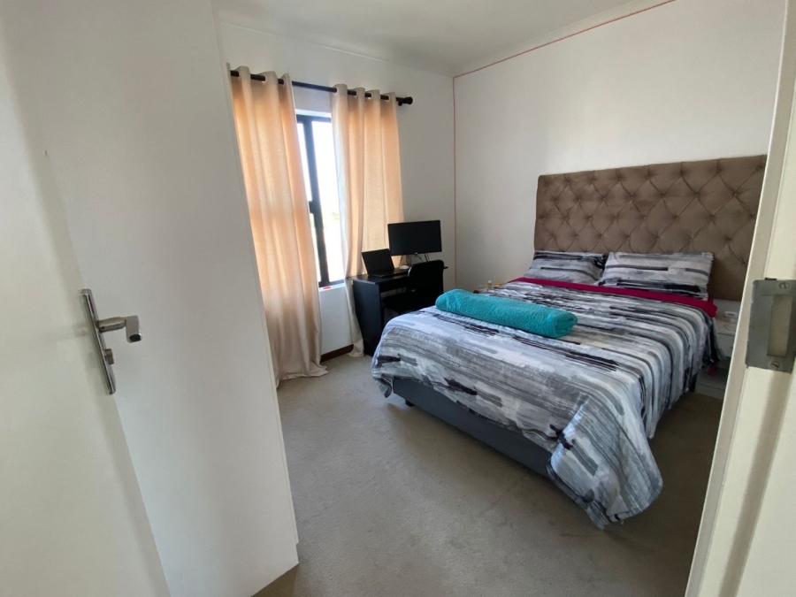 2 Bedroom Property for Sale in Erand Gardens Gauteng