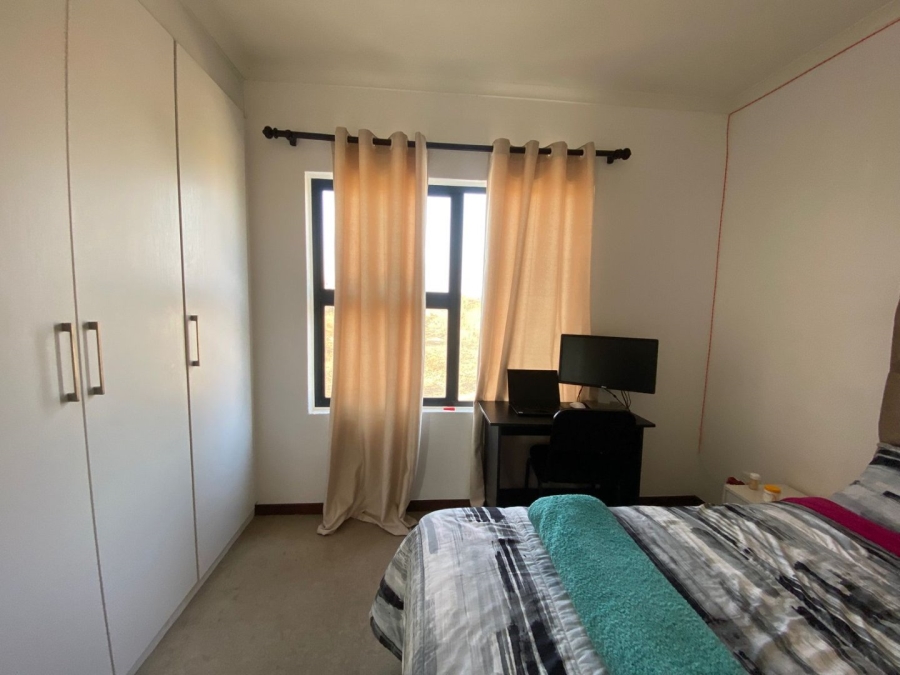 2 Bedroom Property for Sale in Erand Gardens Gauteng