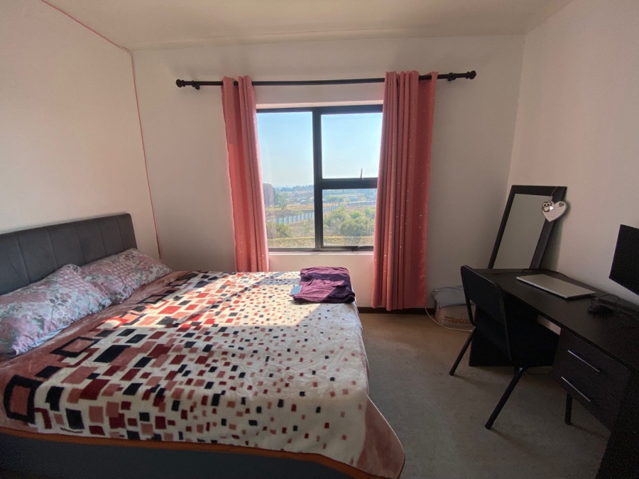 2 Bedroom Property for Sale in Erand Gardens Gauteng