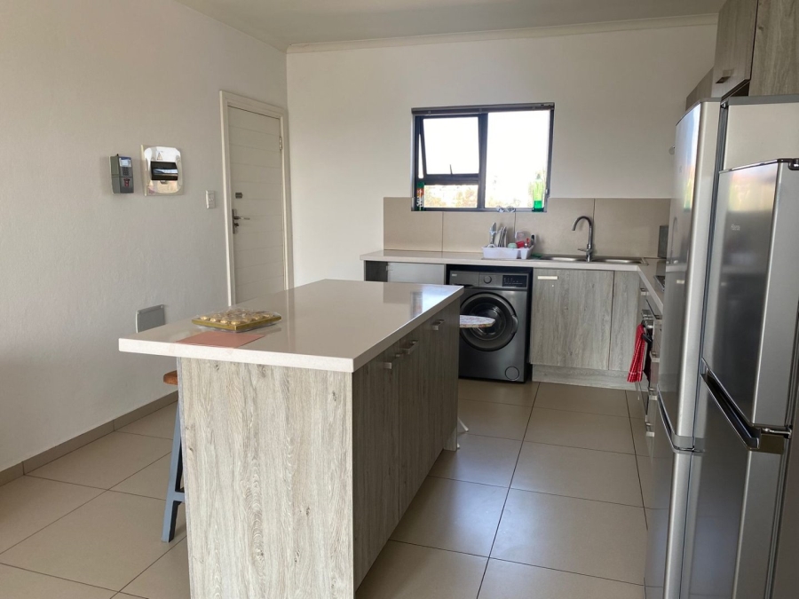 2 Bedroom Property for Sale in Erand Gardens Gauteng