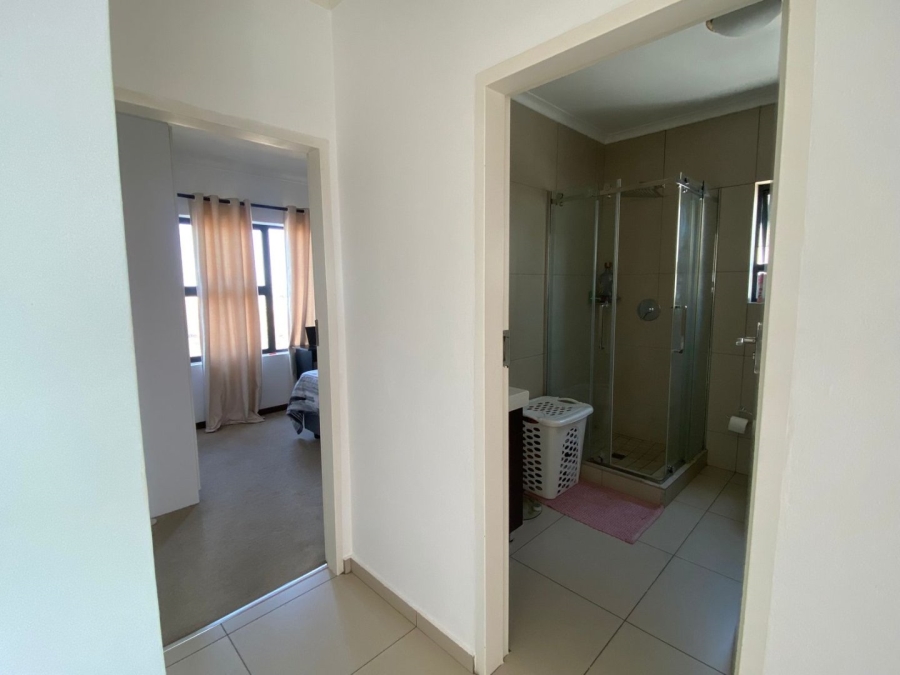 2 Bedroom Property for Sale in Erand Gardens Gauteng