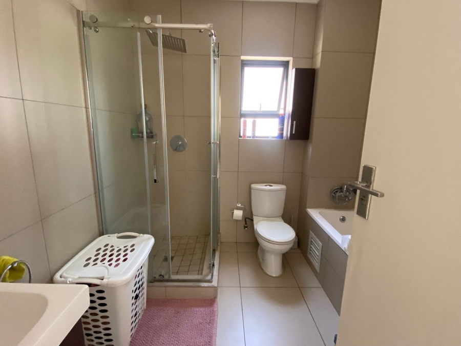 2 Bedroom Property for Sale in Erand Gardens Gauteng
