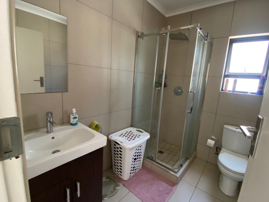 2 Bedroom Property for Sale in Erand Gardens Gauteng