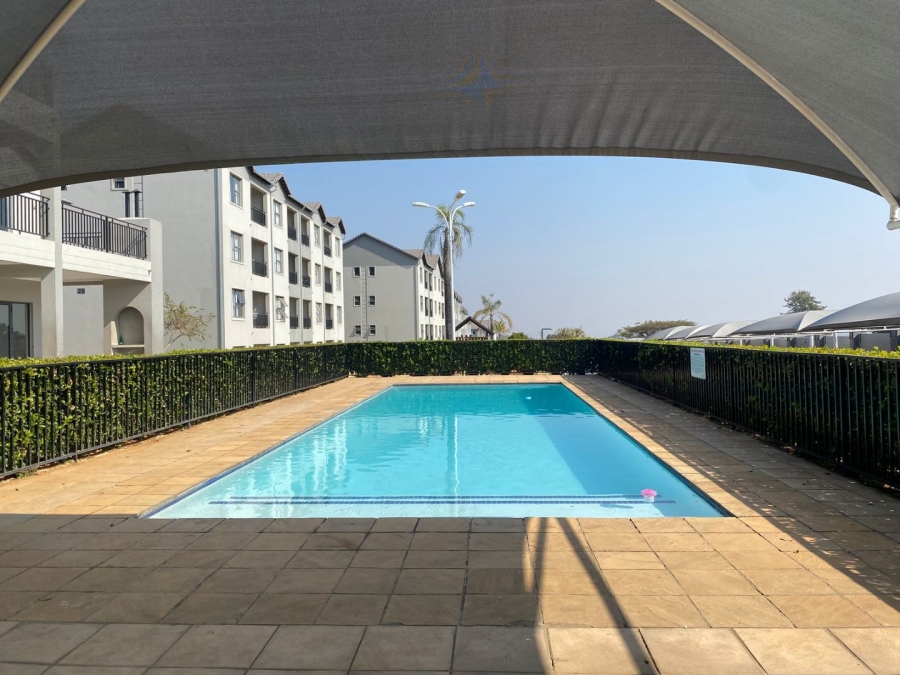 2 Bedroom Property for Sale in Erand Gardens Gauteng