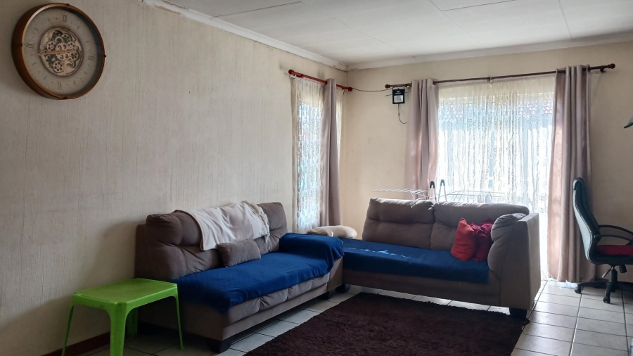 2 Bedroom Property for Sale in Comet Gauteng