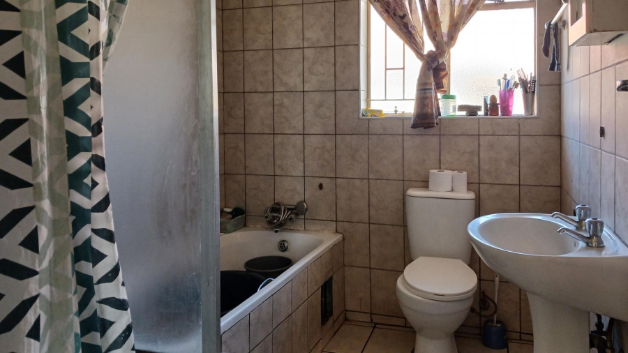 2 Bedroom Property for Sale in Comet Gauteng