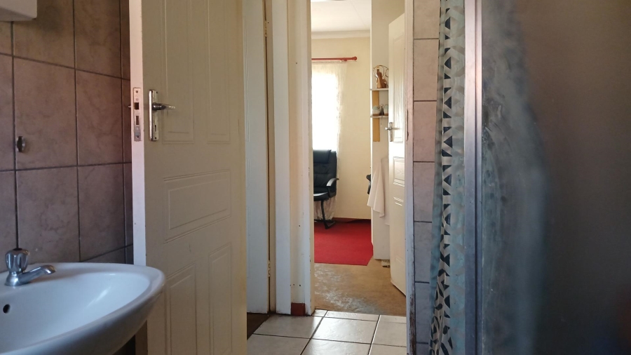 2 Bedroom Property for Sale in Comet Gauteng