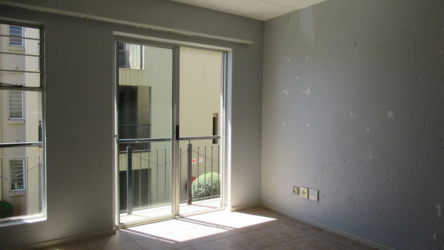 2 Bedroom Property for Sale in Klippoortje Gauteng