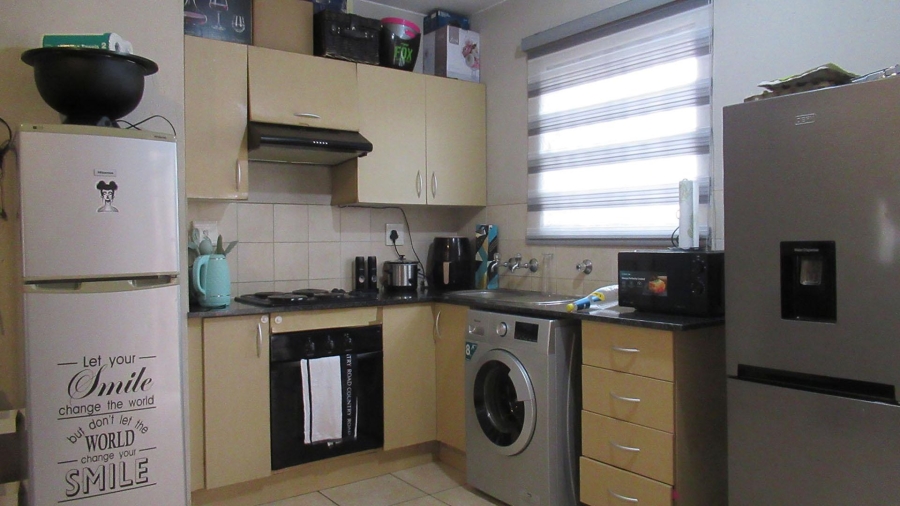 1 Bedroom Property for Sale in Klippoortje Gauteng