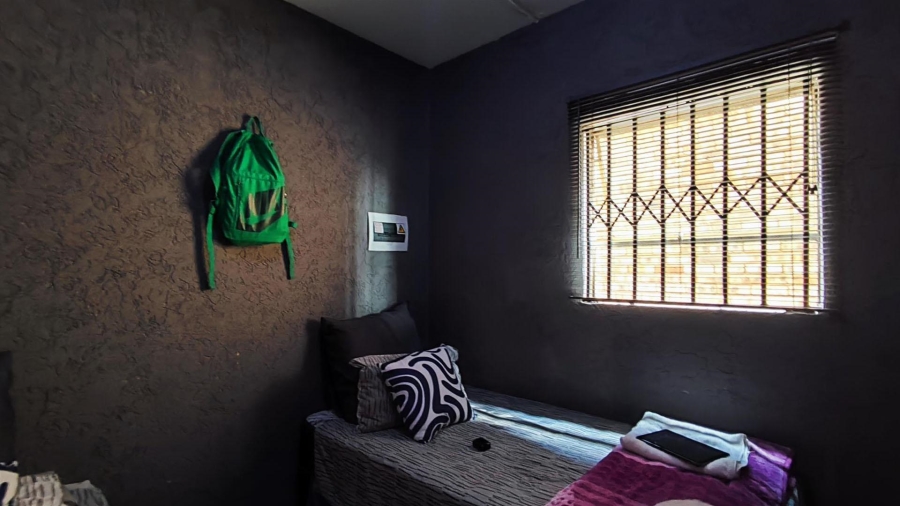 2 Bedroom Property for Sale in Dawn Park Gauteng