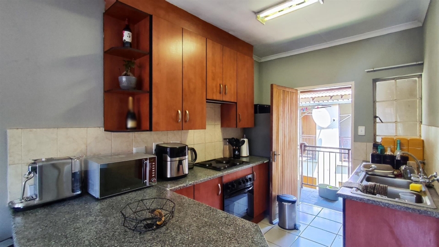 2 Bedroom Property for Sale in Elspark Gauteng