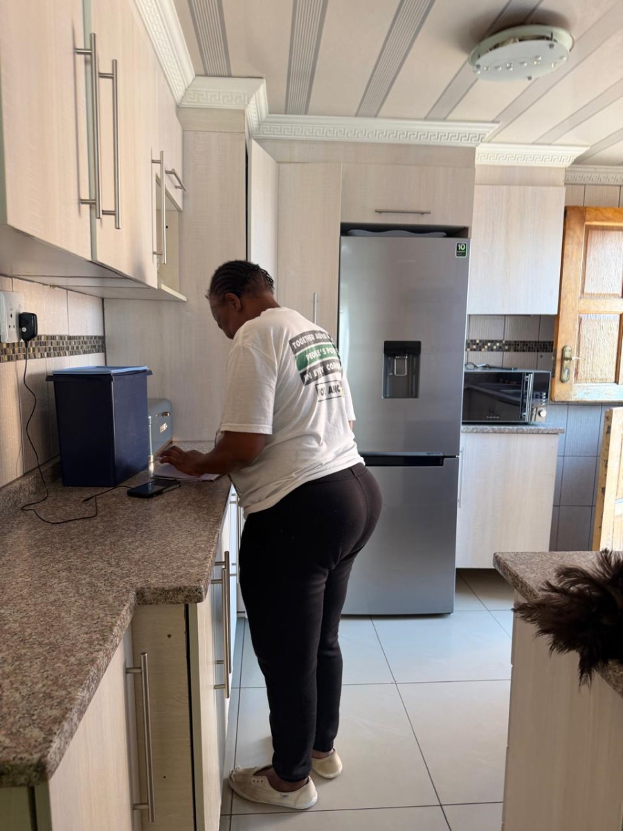 2 Bedroom Property for Sale in Tembisa Central Gauteng