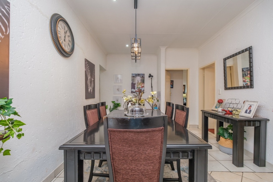 3 Bedroom Property for Sale in Noordwyk Gauteng