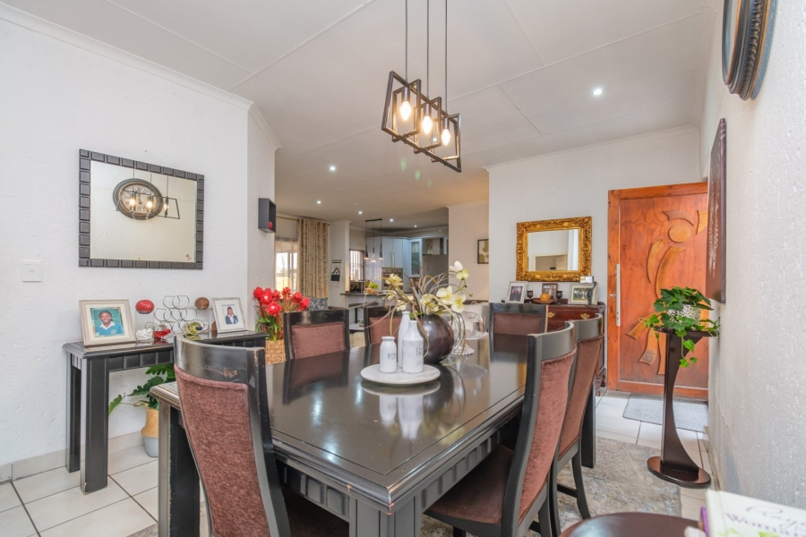 3 Bedroom Property for Sale in Noordwyk Gauteng