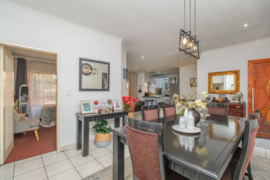 3 Bedroom Property for Sale in Noordwyk Gauteng