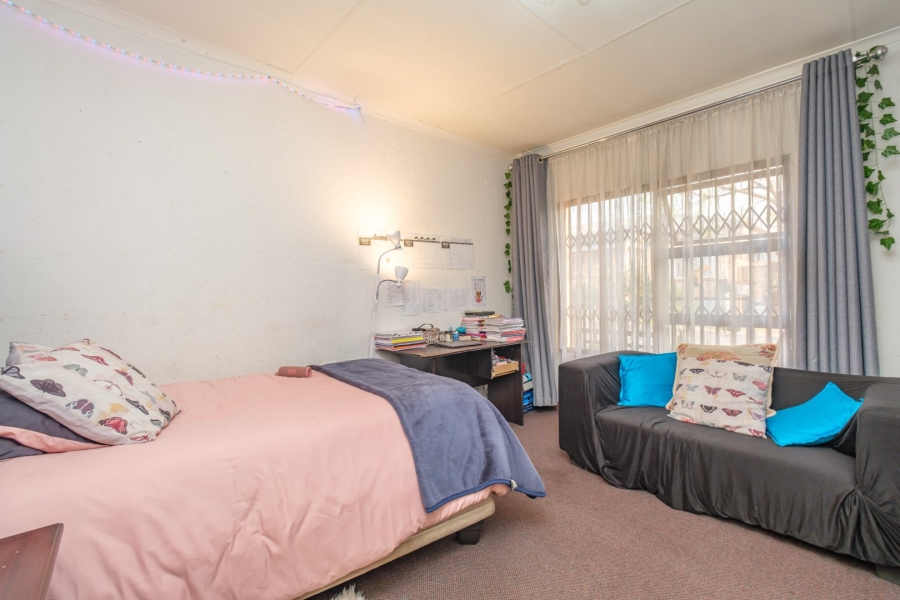 3 Bedroom Property for Sale in Noordwyk Gauteng