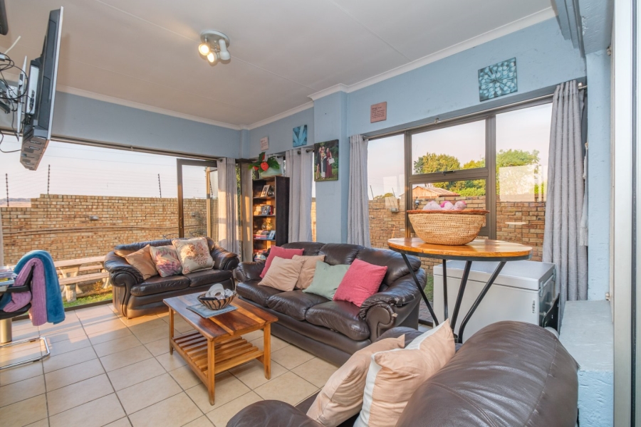 3 Bedroom Property for Sale in Noordwyk Gauteng