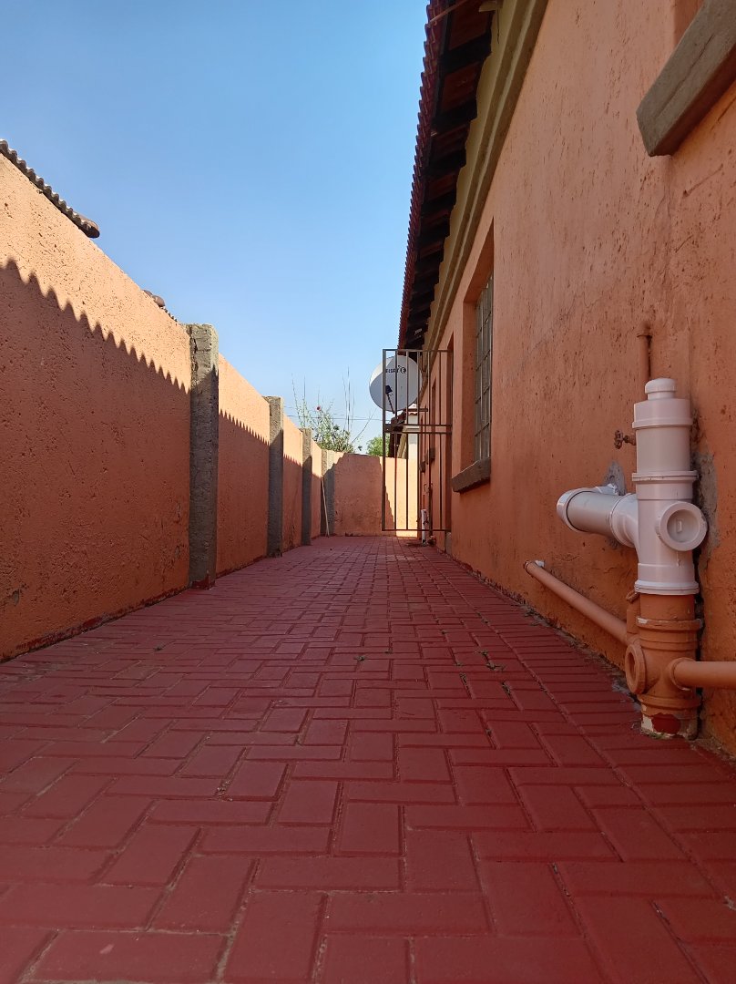 2 Bedroom Property for Sale in Cultura Park Gauteng