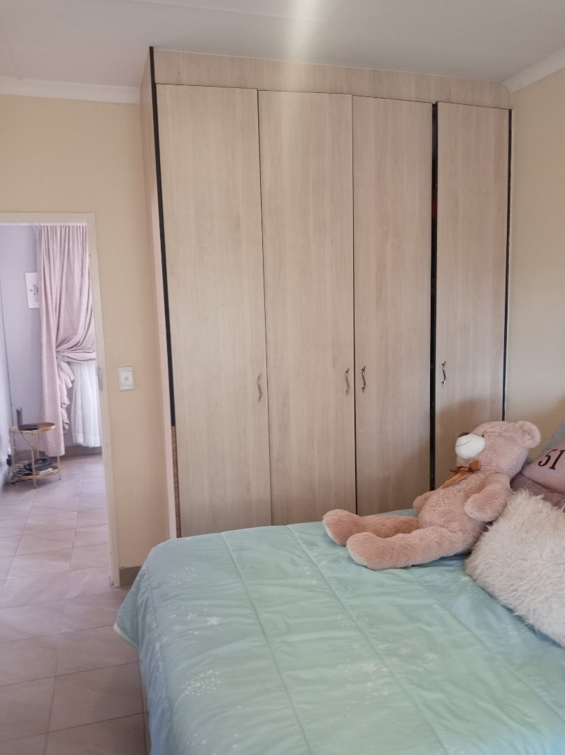 2 Bedroom Property for Sale in Cultura Park Gauteng
