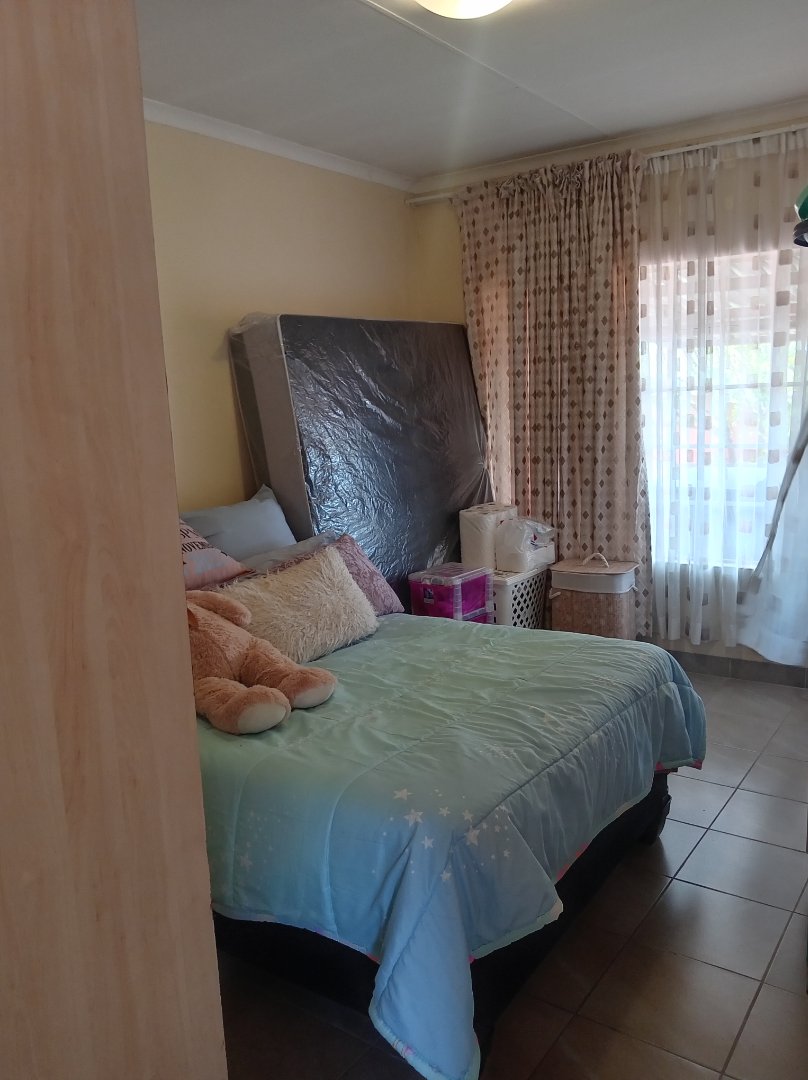 2 Bedroom Property for Sale in Cultura Park Gauteng