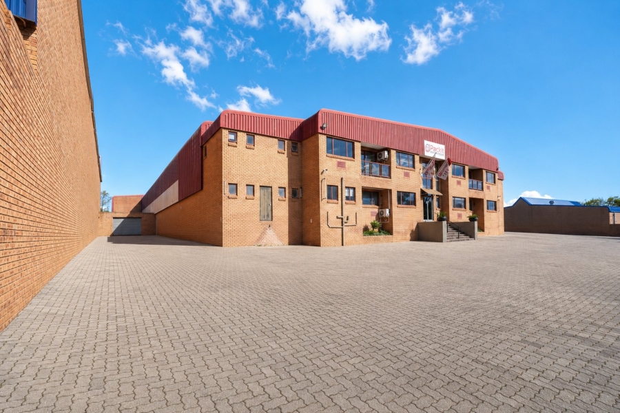 To Let Commercial Property for Rent in Laser Park Gauteng