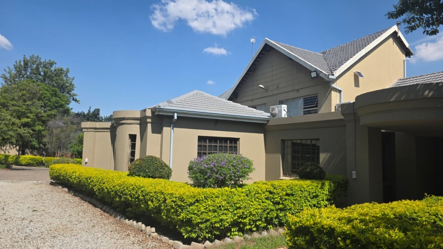 7 Bedroom Property for Sale in President Park Gauteng