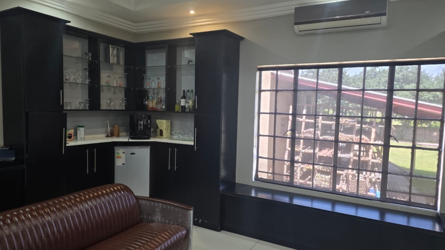 7 Bedroom Property for Sale in President Park Gauteng